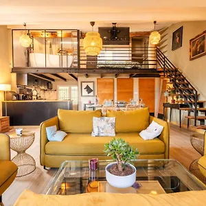https://loft-cosy-et-luxueux-hyper-centre.fr-provencehotel.com